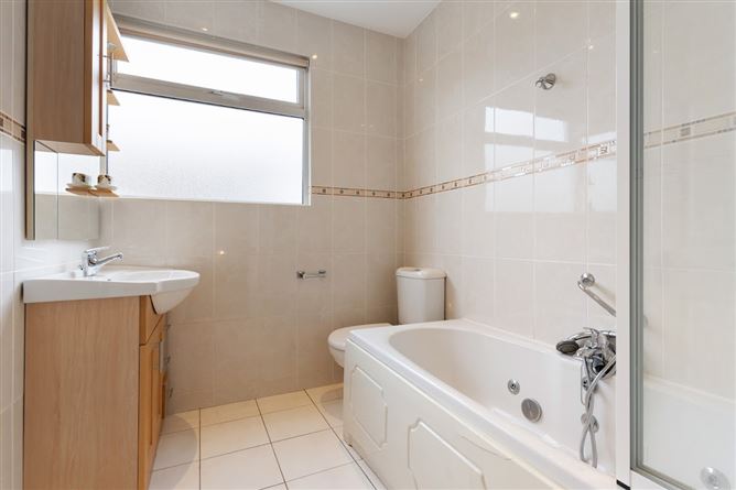 17 Greythorn Park, Glenageary, Co. Dublin            , Glenageary, Dublin