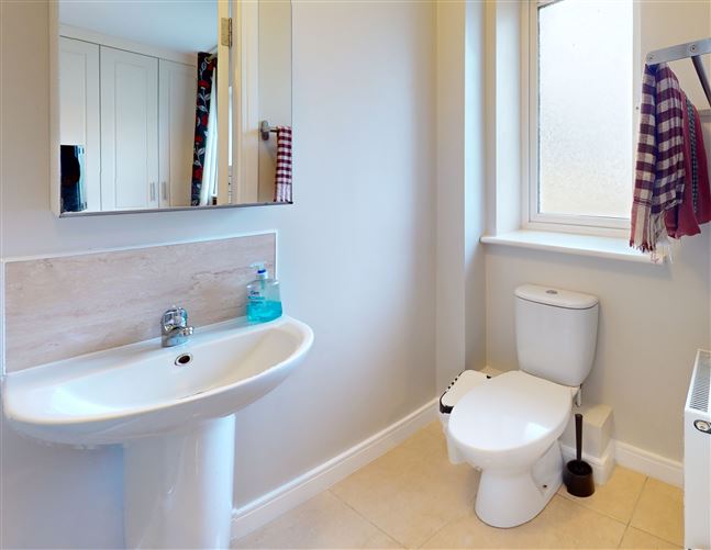 8 Heathfield Park, Finglas, Dublin 11