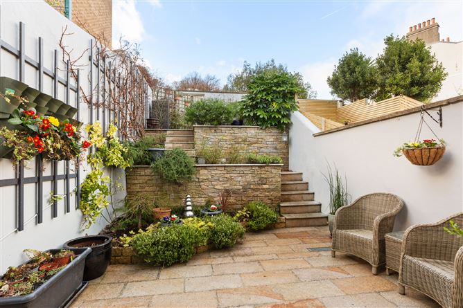 1 Sorrento Mews, Sorrento Road, Dalkey, Co. Dublin