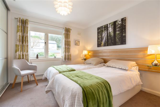 1 Sorrento Mews, Sorrento Road, Dalkey, Co. Dublin