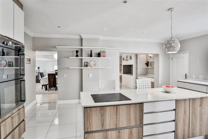 Private, Dean Road, Johannesburg