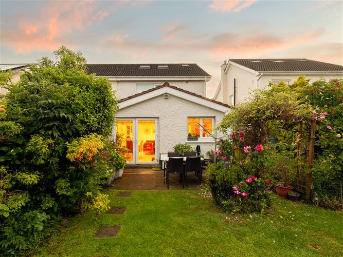 50 Kiltipper Close, Aylesbury,   Dublin 24