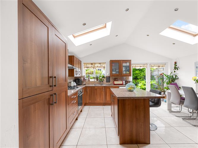50 Kiltipper Close, Aylesbury,   Dublin 24