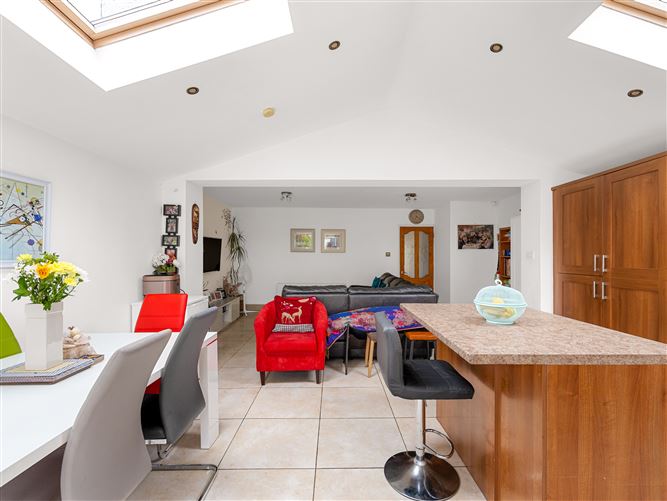 50 Kiltipper Close, Aylesbury,   Dublin 24