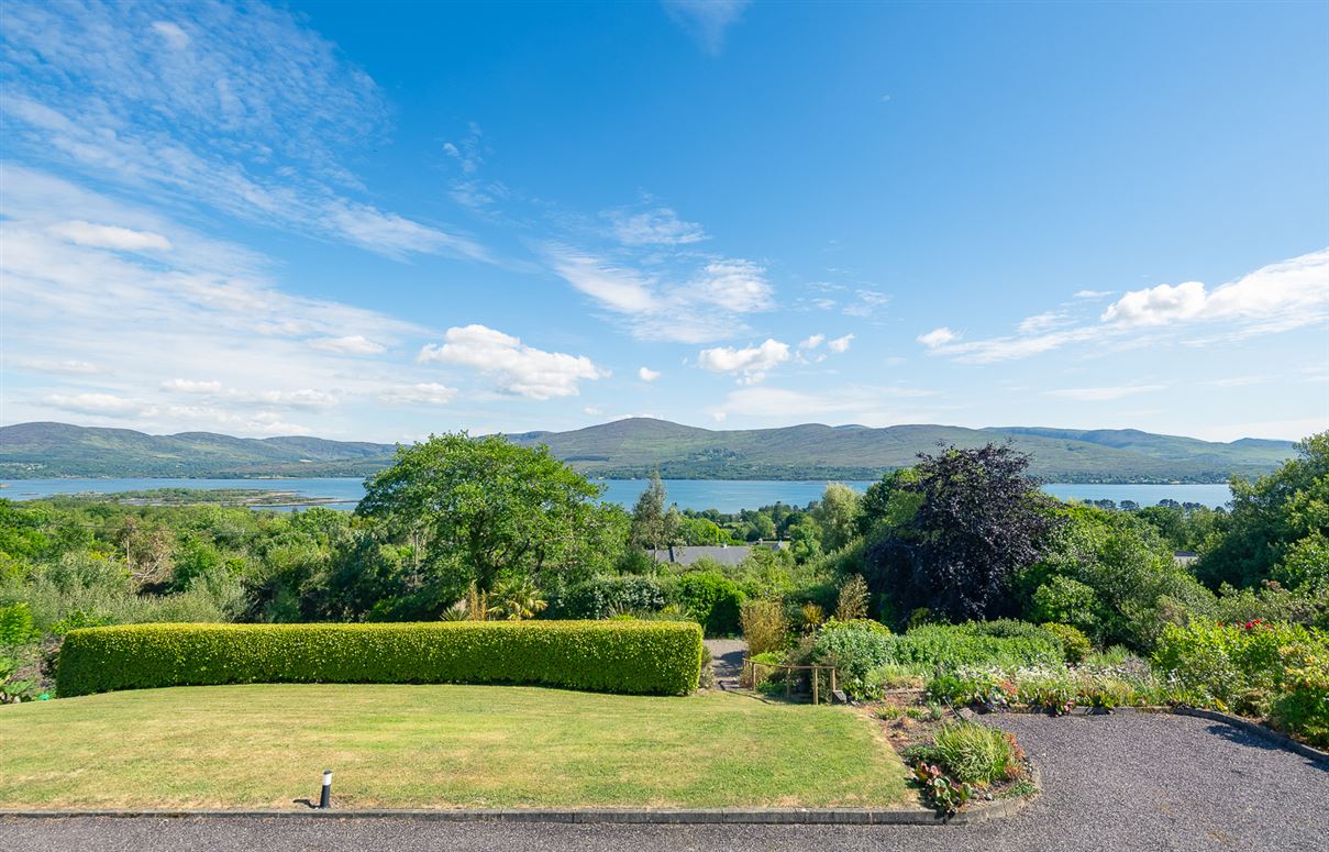 Cappanacush East, Greenane, Kenmare, Co. Kerry Cappanacush East, Greenane, Kenmare, Co. Kerry