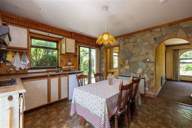 Ladhru, 49a Ardamine Court, Ardamine, Co. Wexford