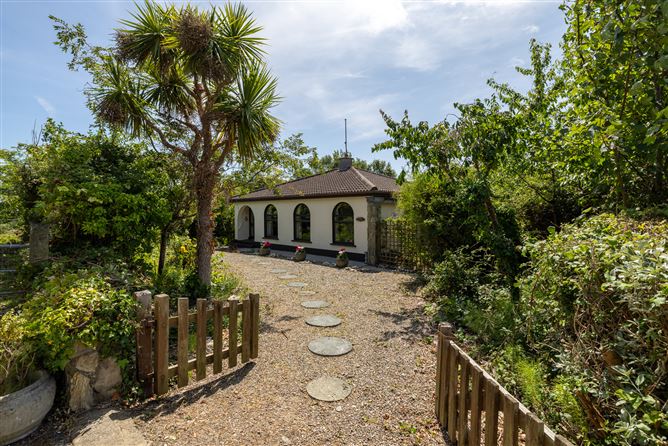 Ladhru, 49a Ardamine Court, Ardamine, Co. Wexford