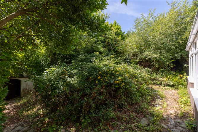 Ladhru, 49a Ardamine Court, Ardamine, Co. Wexford