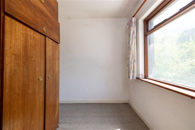 Ladhru, 49a Ardamine Court, Ardamine, Co. Wexford