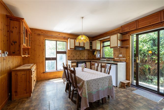 Ladhru, 49a Ardamine Court, Ardamine, Co. Wexford