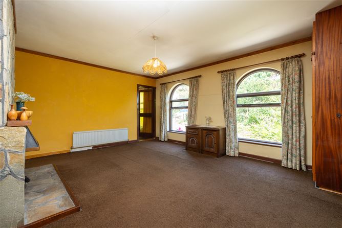 Ladhru, 49a Ardamine Court, Ardamine, Co. Wexford