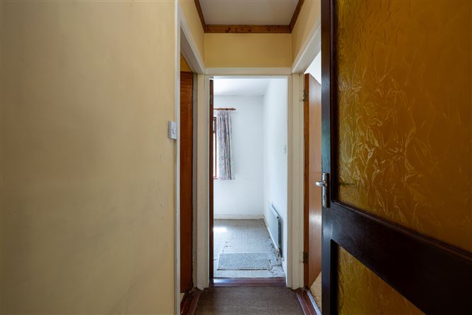 Ladhru, 49a Ardamine Court, Ardamine, Co. Wexford