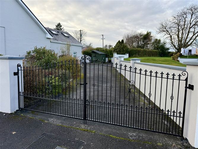Nellies Cottage, Ballyhowly, Knock, County Mayo