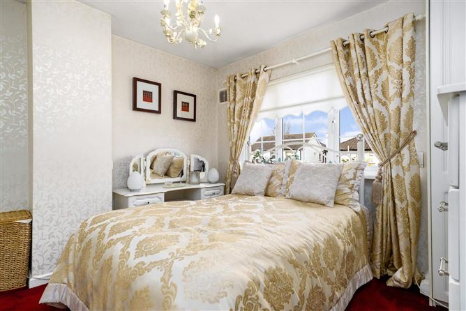 9 Hillcrest Avenue, Lucan, Co. Dublin