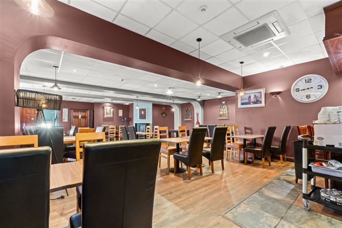 Photo 7 of 12 — The Central Bar, Main Street, Ardara, Co. Donegal
