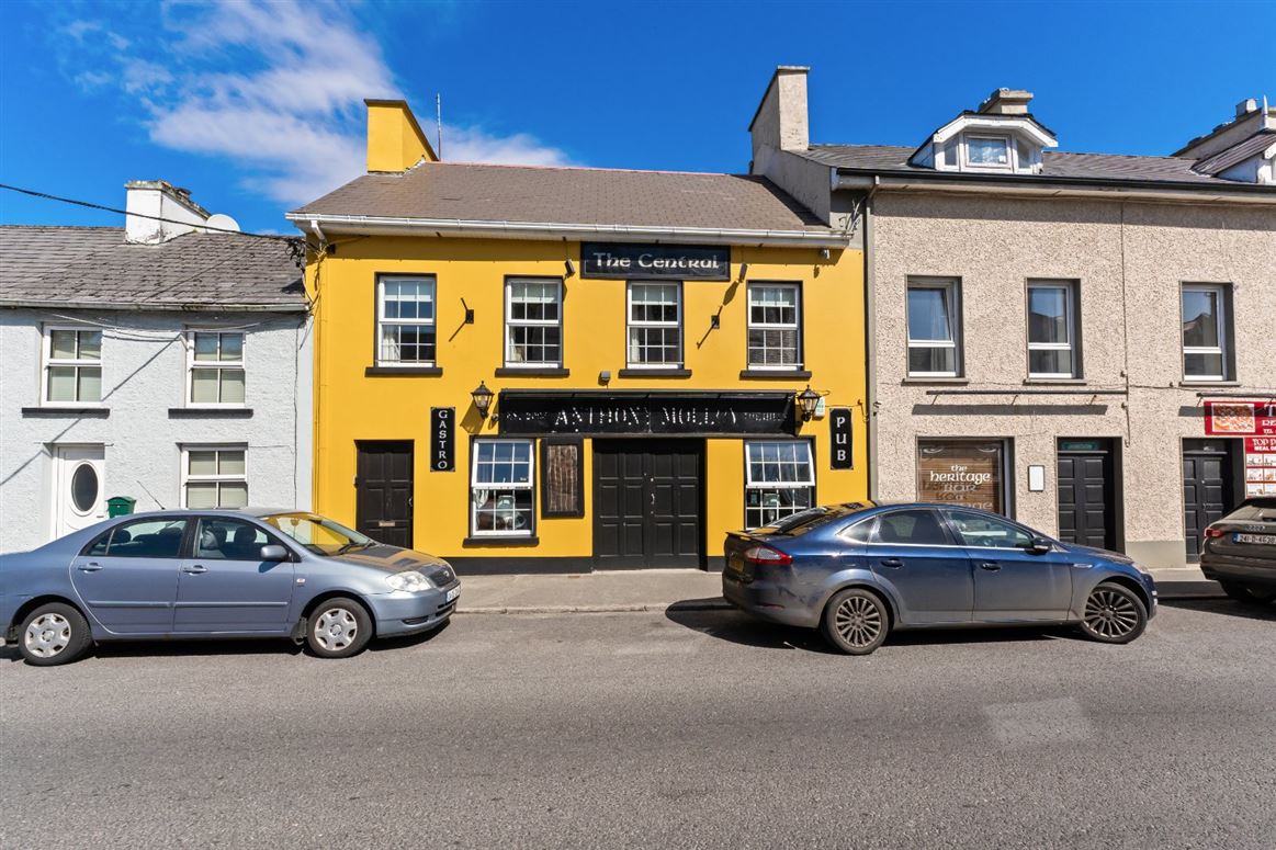 The Central Bar, Main Street, Ardara, Co. Donegal