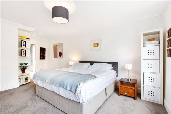 1 Hampton Park, St Helen's Wood, Booterstown, Co. Dublin