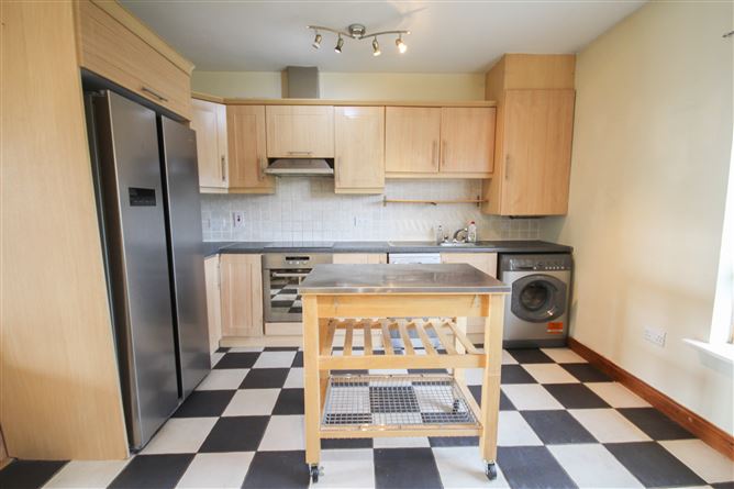 7 Woodleigh Way , Blessington, Wicklow
