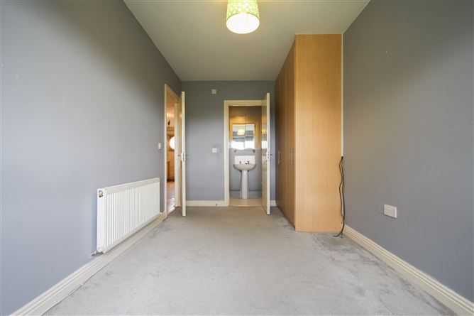 7 Woodleigh Way , Blessington, Wicklow