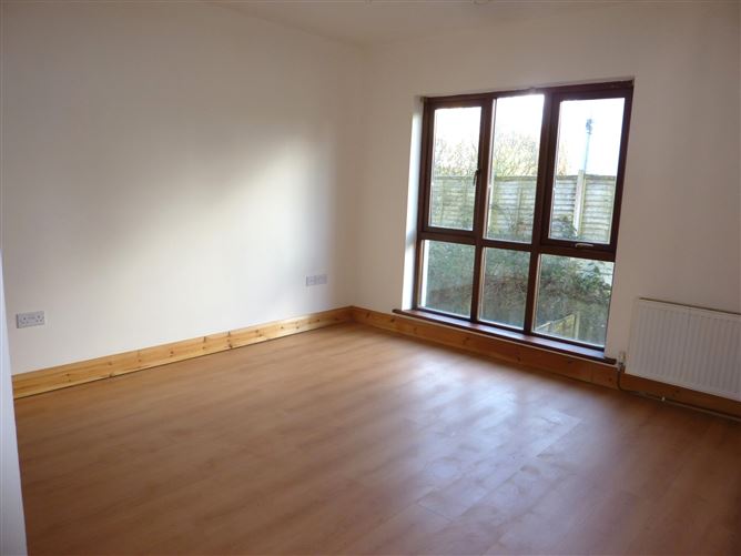 18 Cois Abhainn, Ballinrobe Road, Westport, Co. Mayo