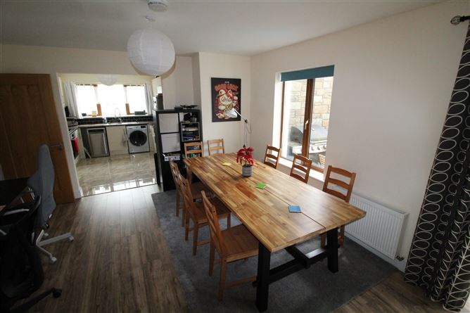 9 Castle  Rock, Meadowlands, Macroom, Cork
