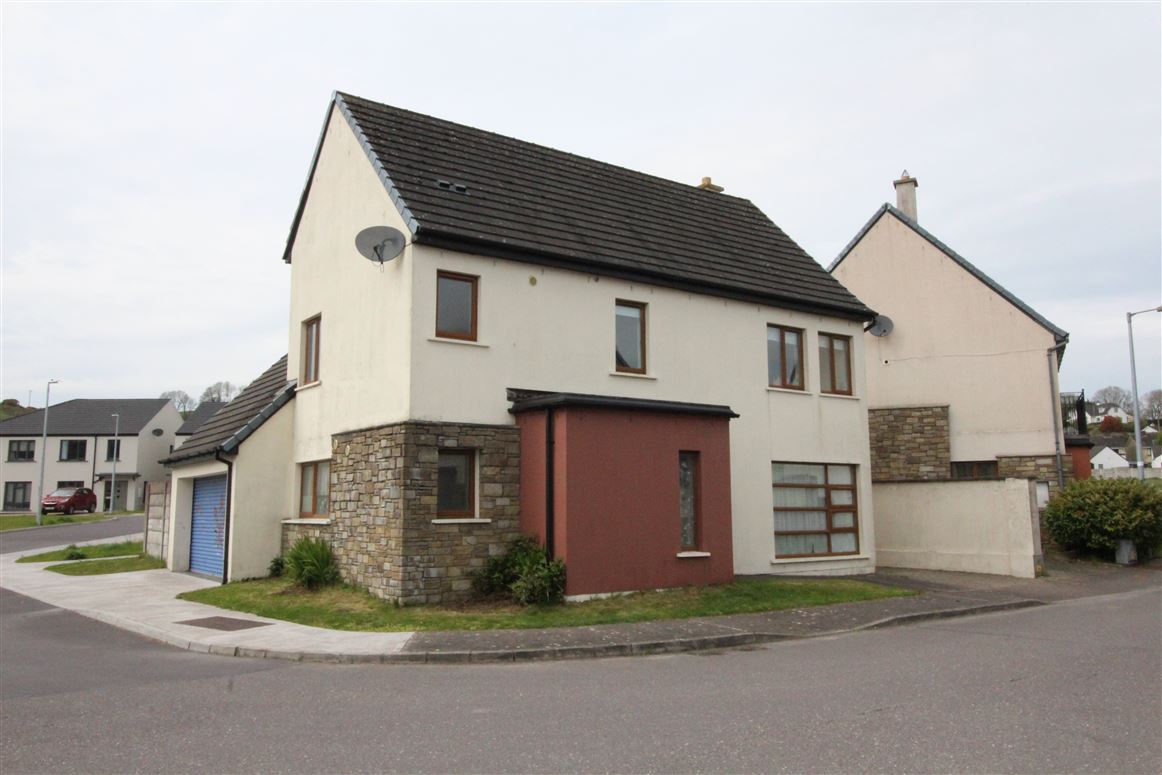 9 Castle  Rock, Meadowlands, Macroom, Cork