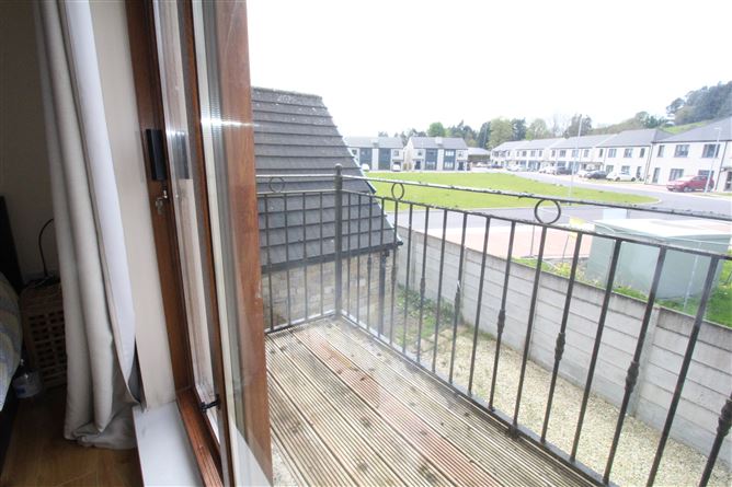 9 Castle  Rock, Meadowlands, Macroom, Cork