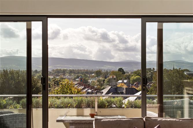 9 The Oaks, Grove House, Milltown Road, Dublin 6