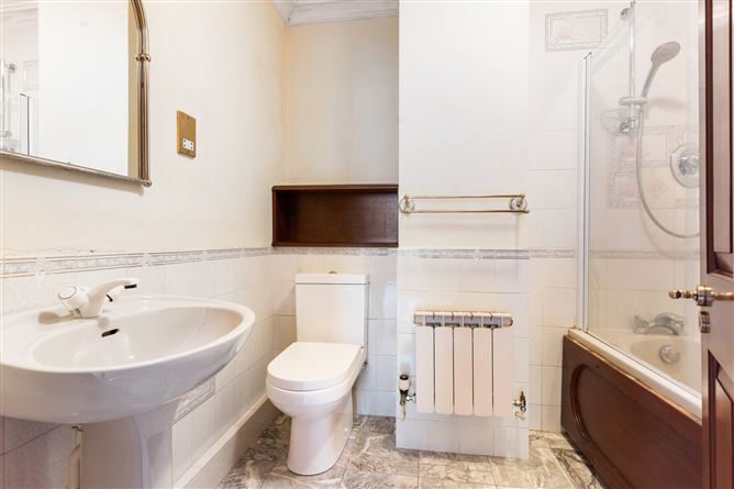 32 Merrion Strand, Sandymount, Dublin 4