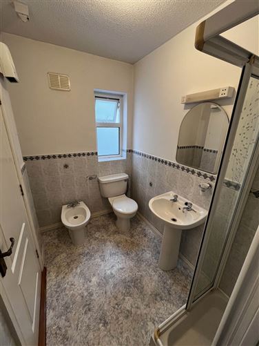 19 The Maples, Dr. Mannix Road, Galway, County Galway