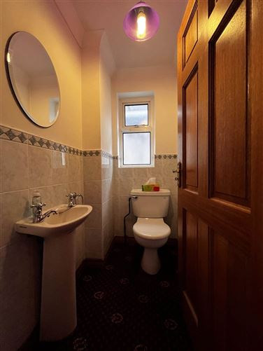 19 The Maples, Dr. Mannix Road, Galway, County Galway