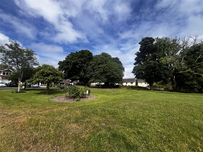 19 The Maples, Dr. Mannix Road, Galway, County Galway