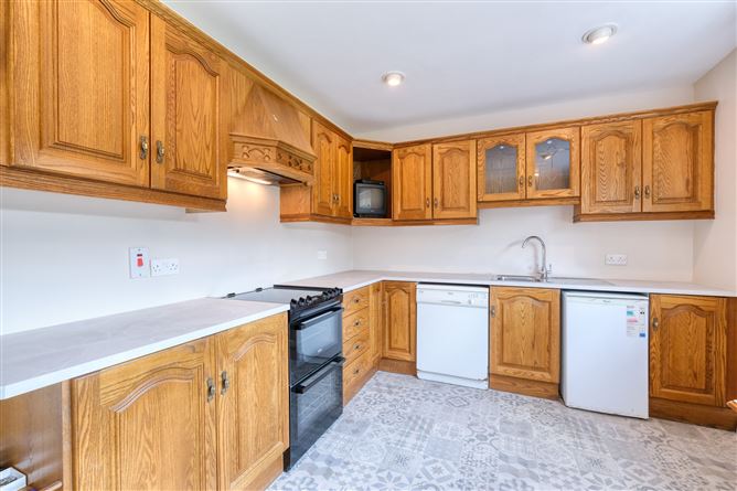19 Foynes Court, Drumlish Road, Longford