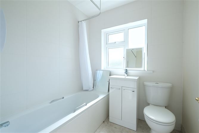 19 Foynes Court, Drumlish Road, Longford