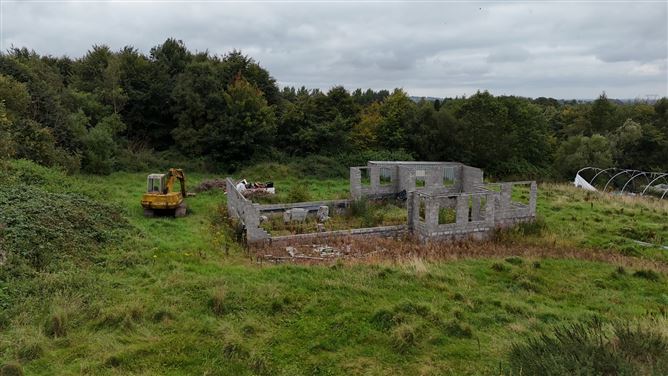 Site at Castlewarden, Straffan, Kildare