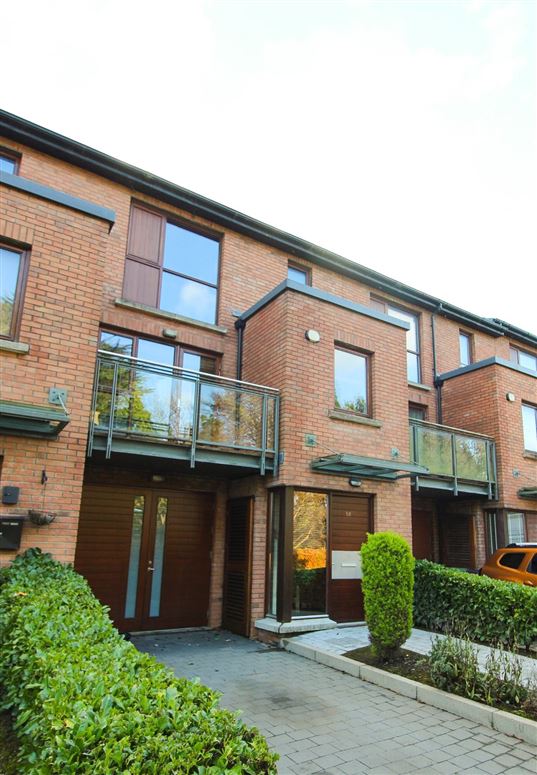 58 Castlegate Grove, Adamstown, Lucan, Co. Dublin.