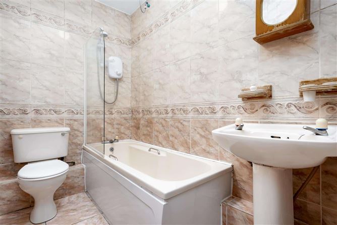 22 Hazelwood Crescent, Clondalkin, Dublin 22