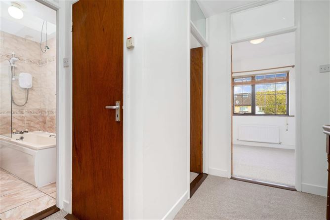 22 Hazelwood Crescent, Clondalkin, Dublin 22