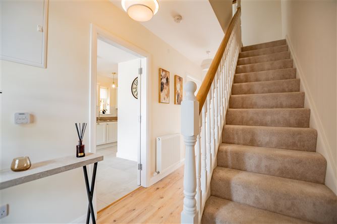 Linenfield, Ballymakenny Road, Drogheda, Louth