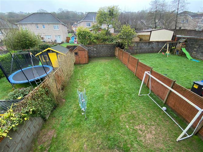 2 Deerpark, Pembroke Wood, Passage West, Cork