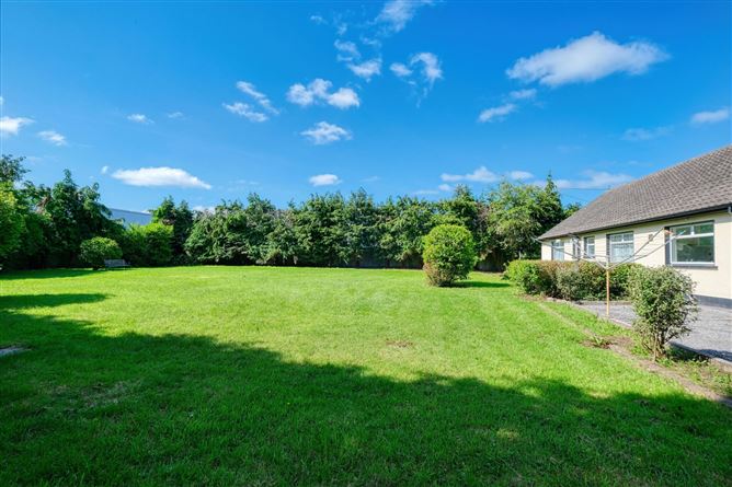 Chezmai, Athlone Road, Longford