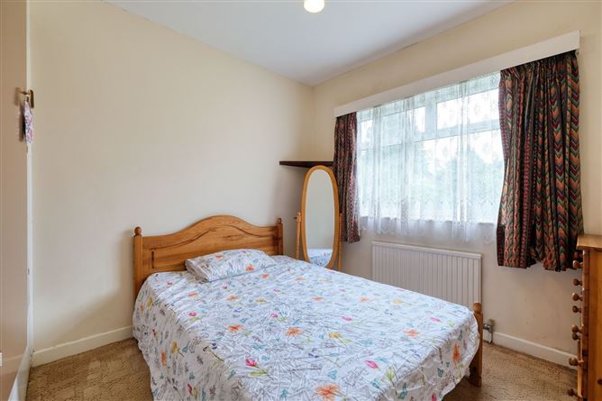 Chezmai, Athlone Road, Longford