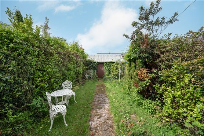 Sunmount, 11 Aldergrove, Highfield West, Cork