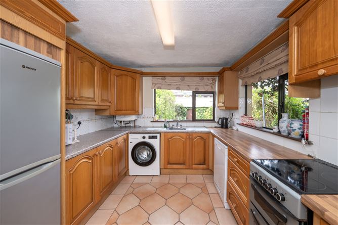 Sunmount, 11 Aldergrove, Highfield West, Cork