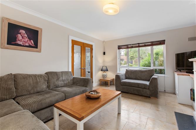 106 Fosterbrook, Booterstown, Blackrock, Co. Dublin