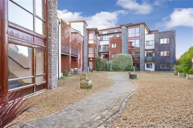 18 Saint Canice's Square, Finglas, Dublin 11