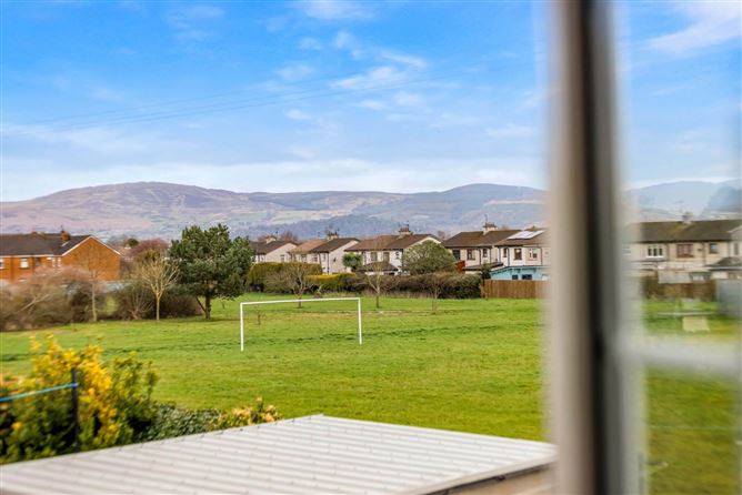 30 Hawthorn Cresent, Bay Estate, Dundalk, County Louth