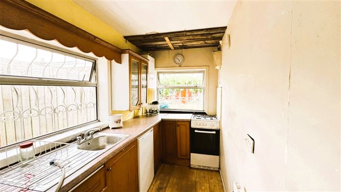 85 Ballyfermot Cresent, Ballyfermot, Dublin 10