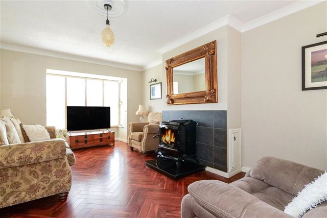 4 Dun A Ri, Kingston Road, Kingston, Galway