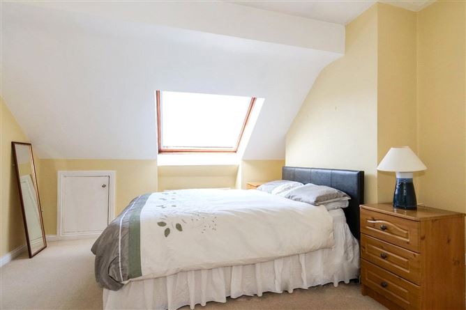 Photo 9 of 23 — 4 Dun A Ri, Kingston Road, Kingston, Galway